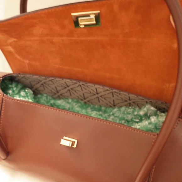 NWT HARD TO FIND Manu Atelier London Bag - Picture 5 of 9